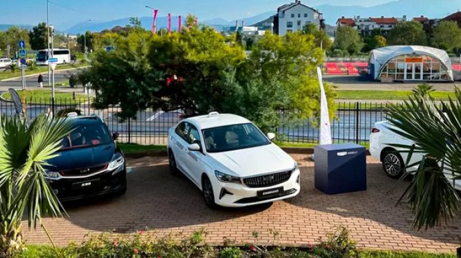 Стали известны подробности о седане Geely Emgrand для России