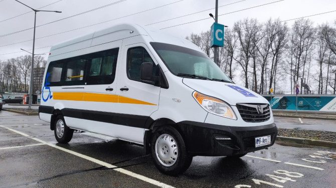 Sollers Atlant получил версию для перевозки людей с ограниченными возможностями