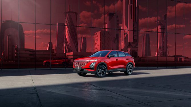 Кроссовер OMODA C5 получил специальную серию Trendy Red