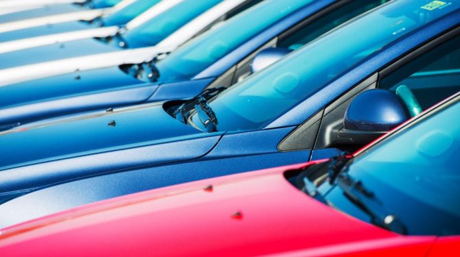 На «Госуслугах» запущен онлайн-сервис для сделок на вторичном авторынке