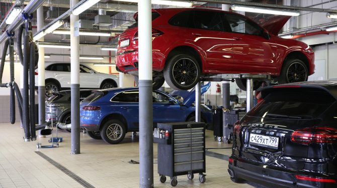Дилеры признали сложности с ремонтом «серых» автомобилей из Китая