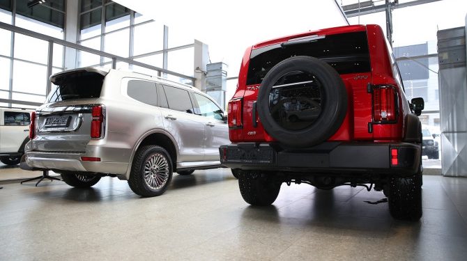 За 2023 год в России было реализовано 1,3 млн новых автотранспортных средств