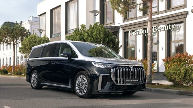 В России начались продажи новой версии минивэна Voyah Dream Long Range