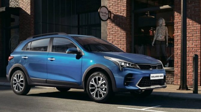 Дилеры начали получать Solaris KRS и Solaris KRX