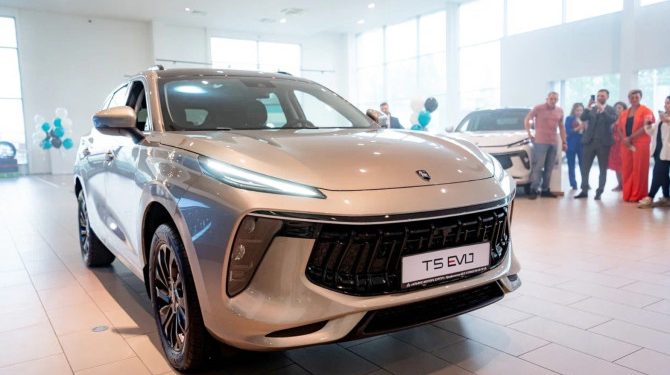 Forthing T5 EVO получит полный привод в России