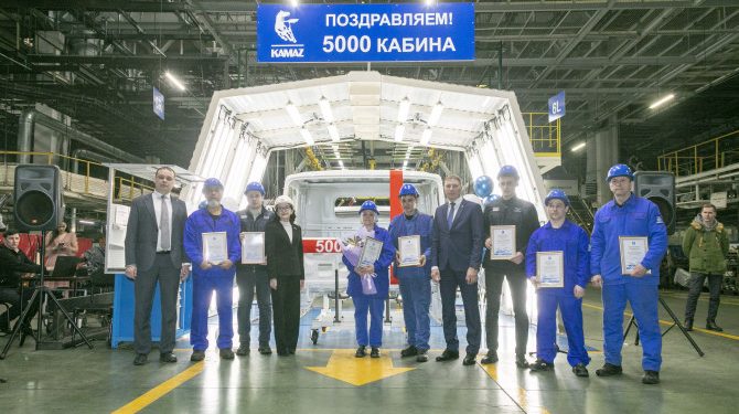 На КАМАЗе выпущен 5-тысячный каркас кабины автомобиля «Компас»