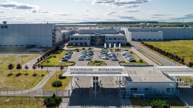 Простой на бывшем заводе Volkswagen в Калуге продлен для части сотрудников