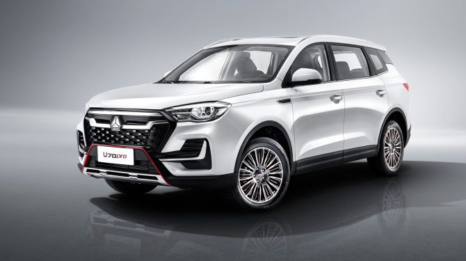 Стали известны характеристики кроссоверов VGV U70 Pro и U75 Plus для России