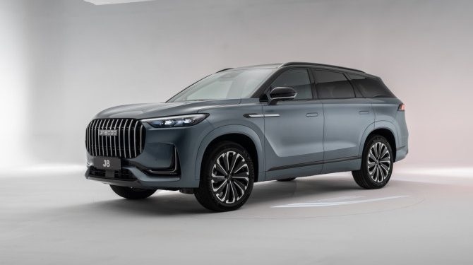 Стали известны комплектации кроссовера JAECOO J8 для России