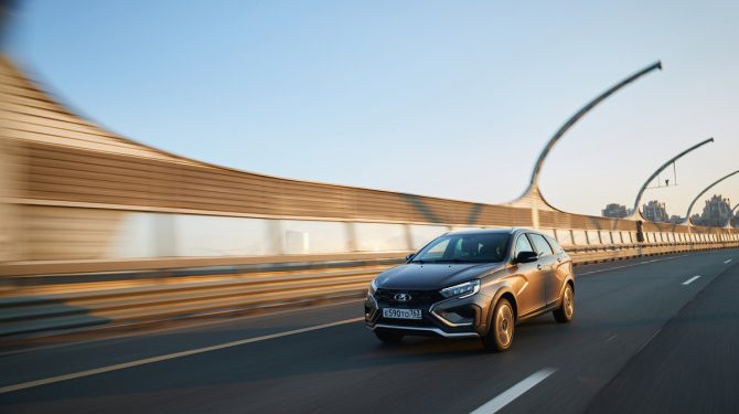 В России проводят испытания LADA Vesta с автопилотом