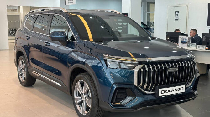 Семиместный Geely Okavango появился у дилеров