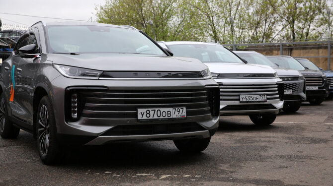 Доля премиальных автомобилей на рынке РФ в мае опустилась ниже 10%