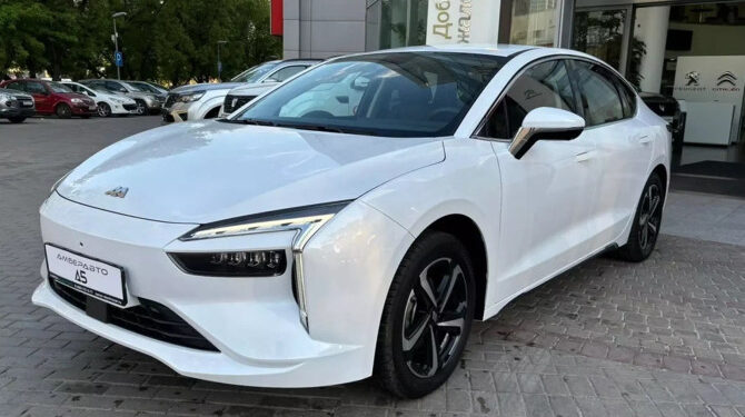 Электроседан «Амберавто А5» появился в продаже