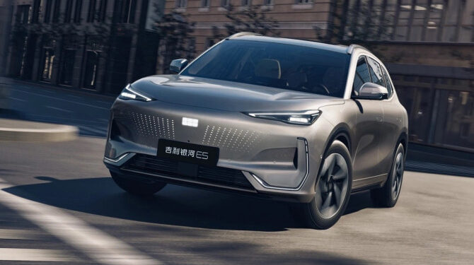 Новый электрокроссовер Geely Galaxy E5 выходит на китайский рынок