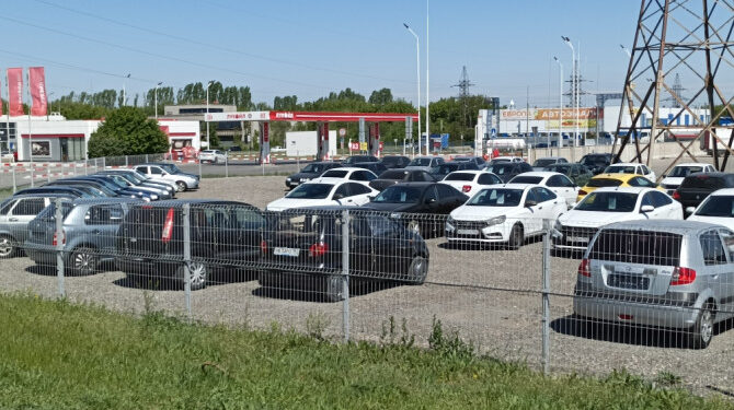 Автомобили с пробегом за полгода подешевели на 4,5%