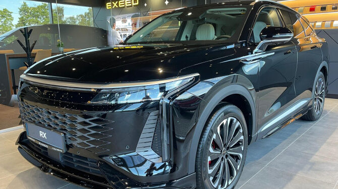 EXEED RX с «автоматом» появился у российских дилеров