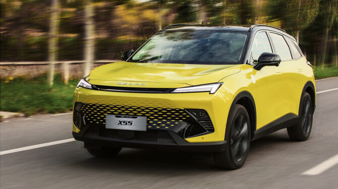 Кроссовер BAIC X55 получил русификацию