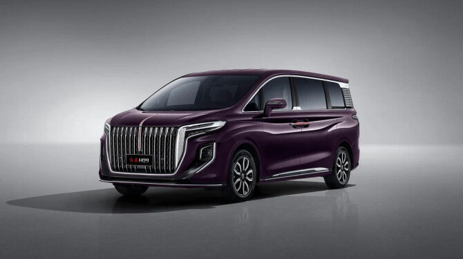 Названы сроки старта продаж минивэна Hongqi HQ9 в России