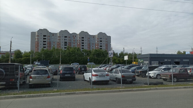 Рынок автомобилей с пробегом снизился впервые за последние пять месяцев