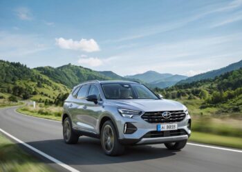 В каких случаях проводится замена автостекла