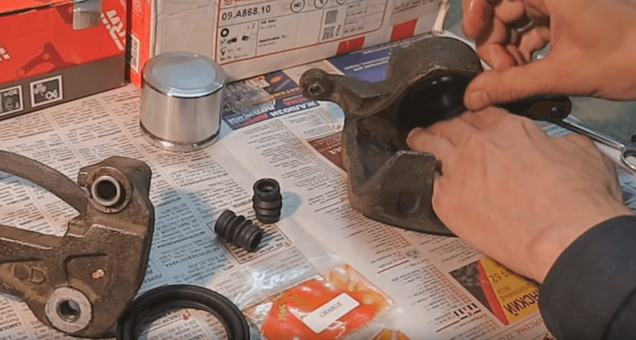 Зачем нужна смазка для направляющих суппортов