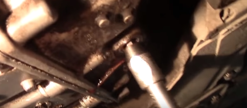 Какое масло заливать в механическую коробку передач Рено Сандеро Степвей