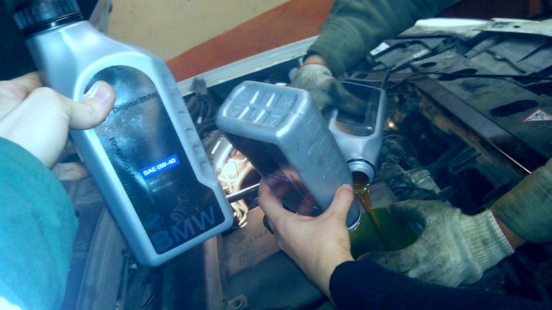 Как поменять масло в БМВ Х5 Е53