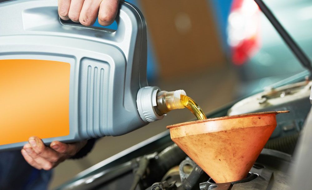 Когда необходима замена масла в дизельном двигателе