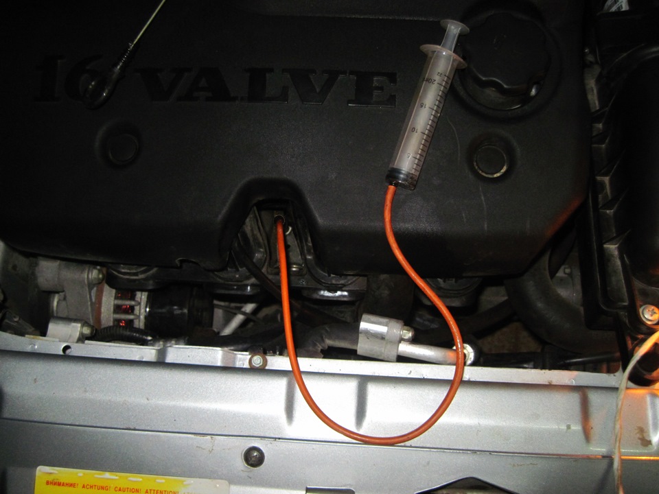 Почему низкий уровень масла в моторе, какие могут быть последствия