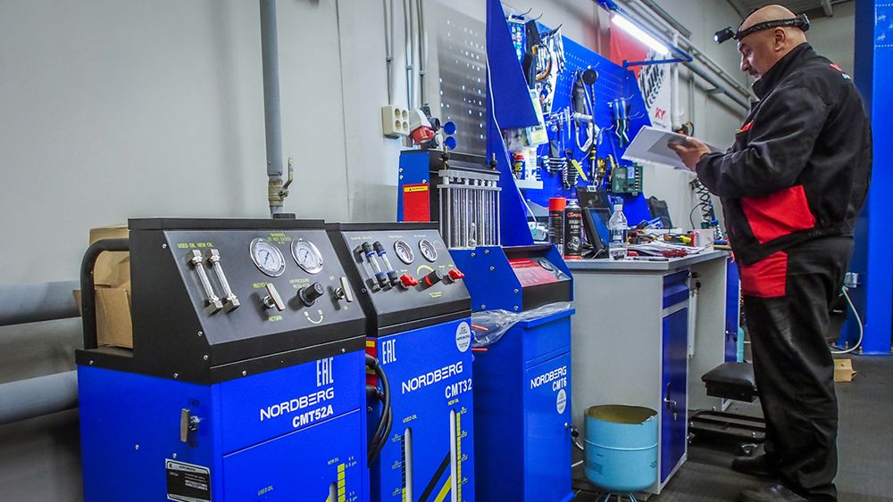 Способы замены масла в АКПП своими руками