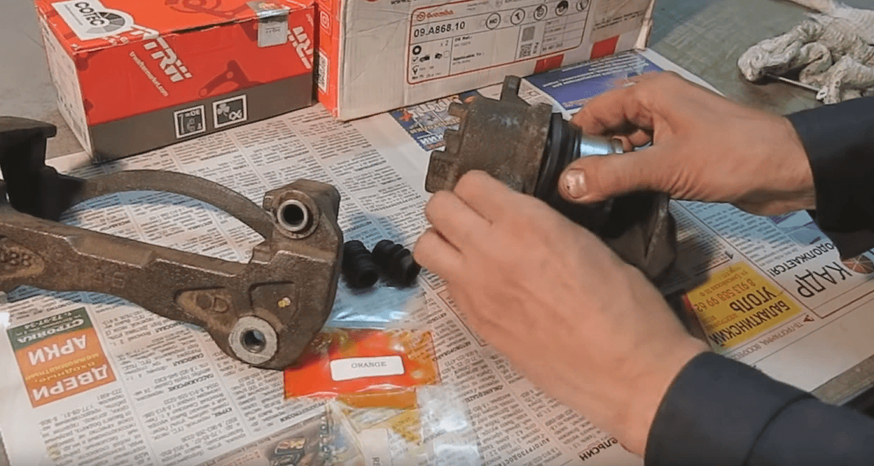 Зачем нужна смазка для направляющих суппортов