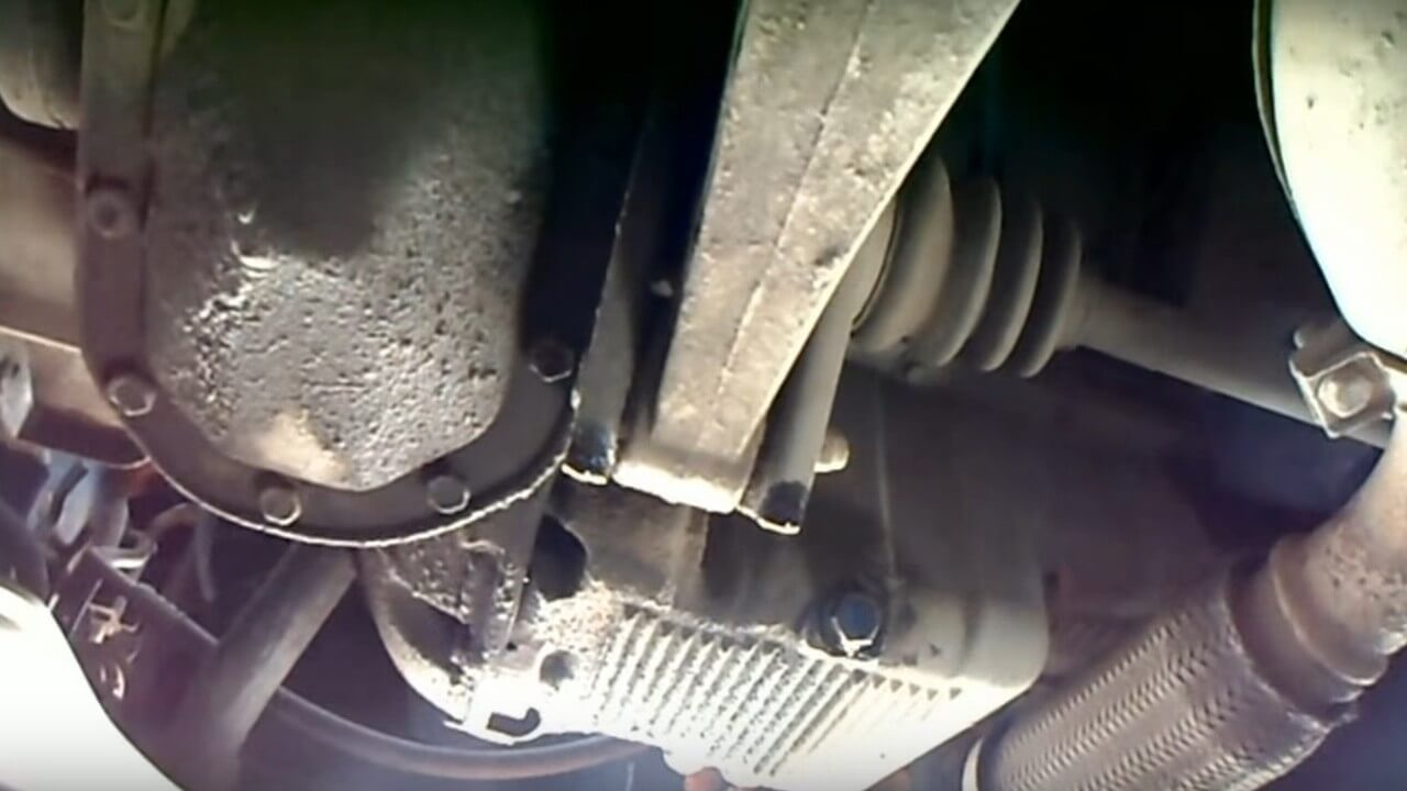Какое масло лить в Шевроле Авео